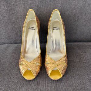 Stuart Weitzman Gold Sequin Pumps Sizw 8.5